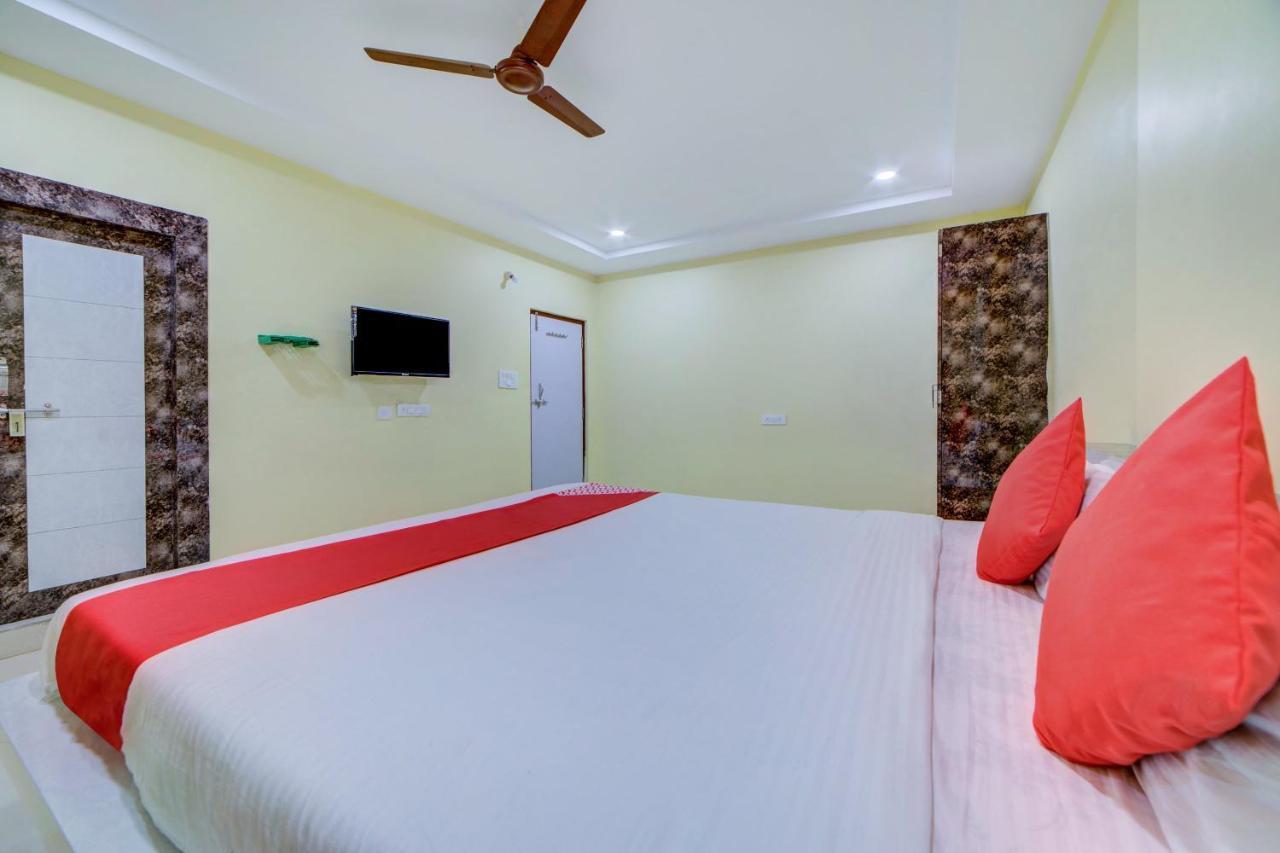 Hotel O Ksl Guest House Karimnagar Esterno foto
